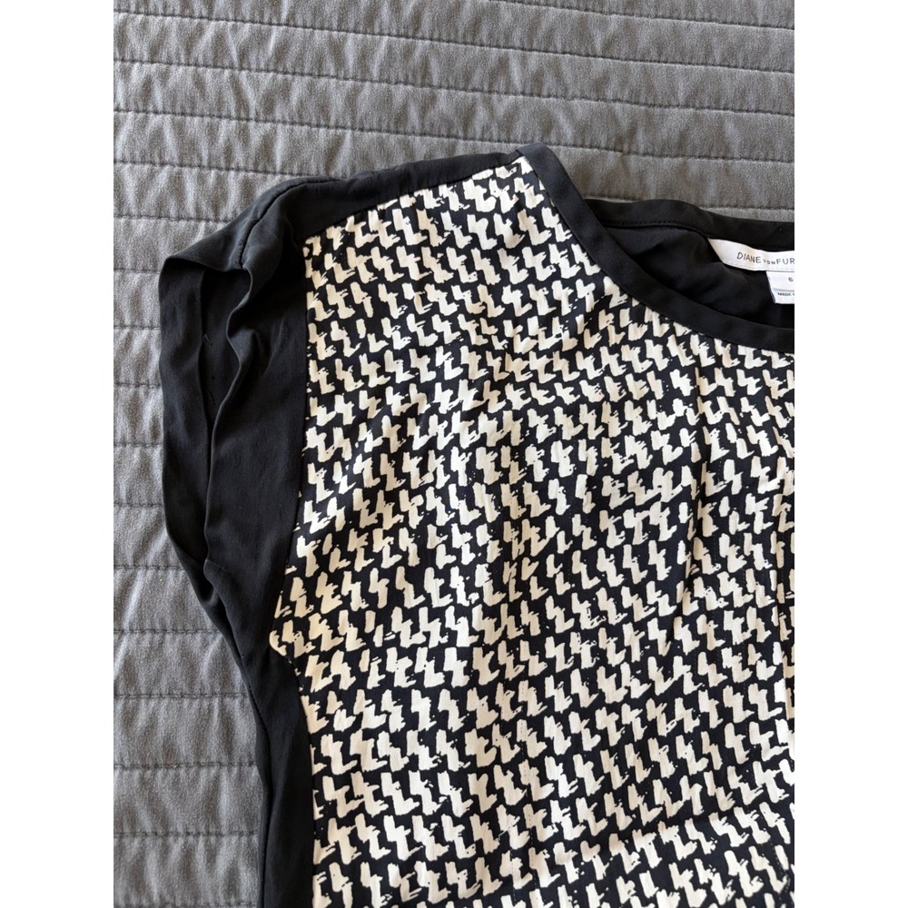 Diane von Furstenberg DVF Black White Geometric Cap Sleeve Blouse Top 6 - Picture 4 of 8